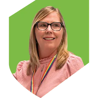 Woman-glasses-green-shield